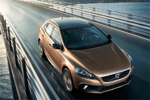 Затраты на содержание Volvo V40 Cross Country