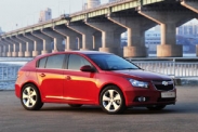 Названа стоимость хэтчбека Chevrolet Cruze