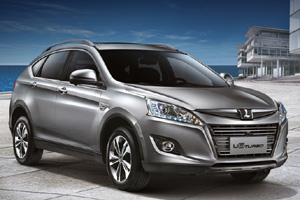 Luxgen скоро привезет в Россию два новых кроссовера