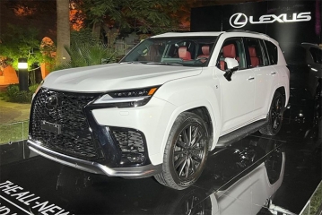 Новый Lexus LX представился в Москве