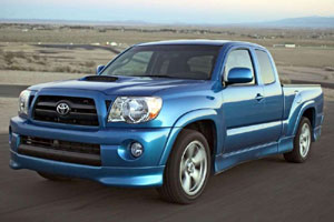 Toyota отзывает 700 000 автомобилей 