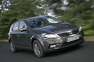 Вслед за Kia Rio компания решила поднять продажи Ceed