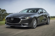 Седан Mazda 3 появится в продаже 1 октября