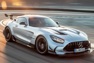 Дебютировал топовый Mercedes-AMG GT Black Series