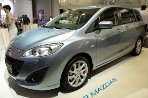 Новая Mazda5 уже в Москве