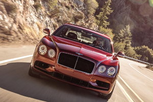 Спортивный Bentley Flying Spur V8 S появился в России