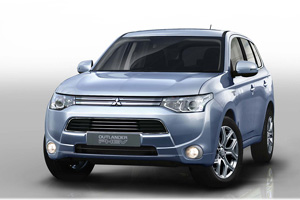 Mitsubishi Outlander PHEV появится в России в конце лета