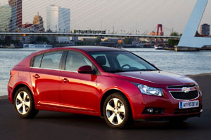 Названа стоимость хэтчбека Chevrolet Cruze