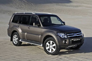 Названа стоимость обновленного Mitsubishi Pajero