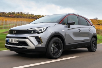 Opel везёт в Россию обновлённый Crossland