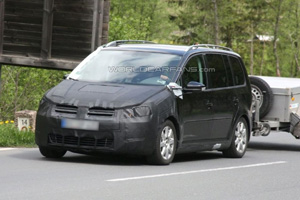 Volkswagen Touran  решил обновиться