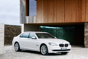 Топ-версии BMW 7 Series уже в России