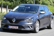 Новый Renault Megane RS останется без полного привода