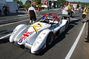 Radical SR8LM чемпион Нюрбургринга
