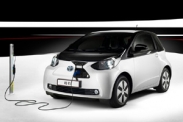 Подробности об электрокаре Toyota iQ EV 
