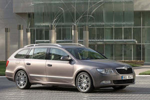 Рестайлинговый Skoda Superb Combi на Московском автосалоне