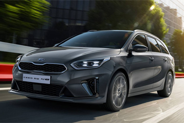 В Париже дебютировал Kia Ceed GT Line