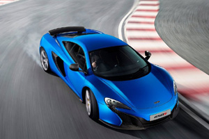 McLaren показал в Женеве две версии суперкара 650S