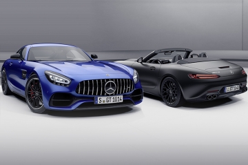 Mercedes модернизировал младшие двухдверки AMG GT