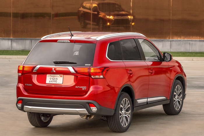 Обновленный Mitsubishi Outlander