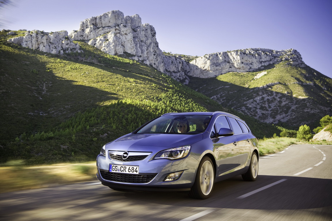 Opel Astra Sports Tourer:Практичное дополнение
