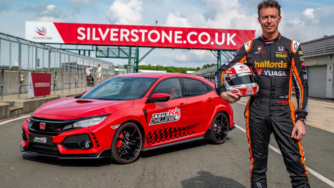 Honda Civic Type R продолжает штамповать рекорды 
