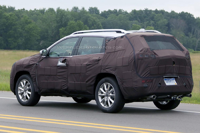 Jeep Cherokee 2007 модельного года