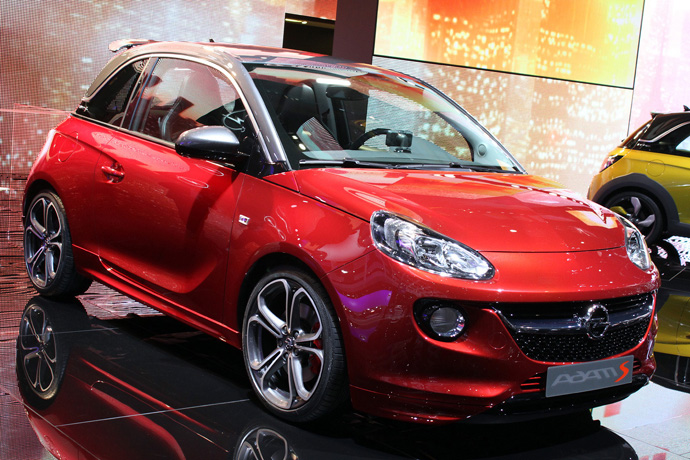 Opel Adam S