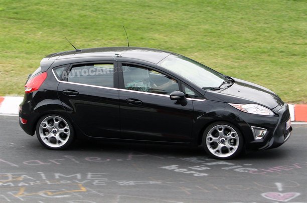 Ford-Fiesta-20611111242436381600x1060.jpg