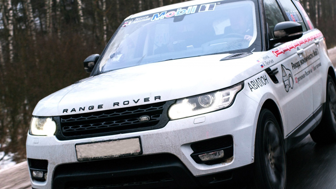 Range Rover Sport: 1242 км на одном баке