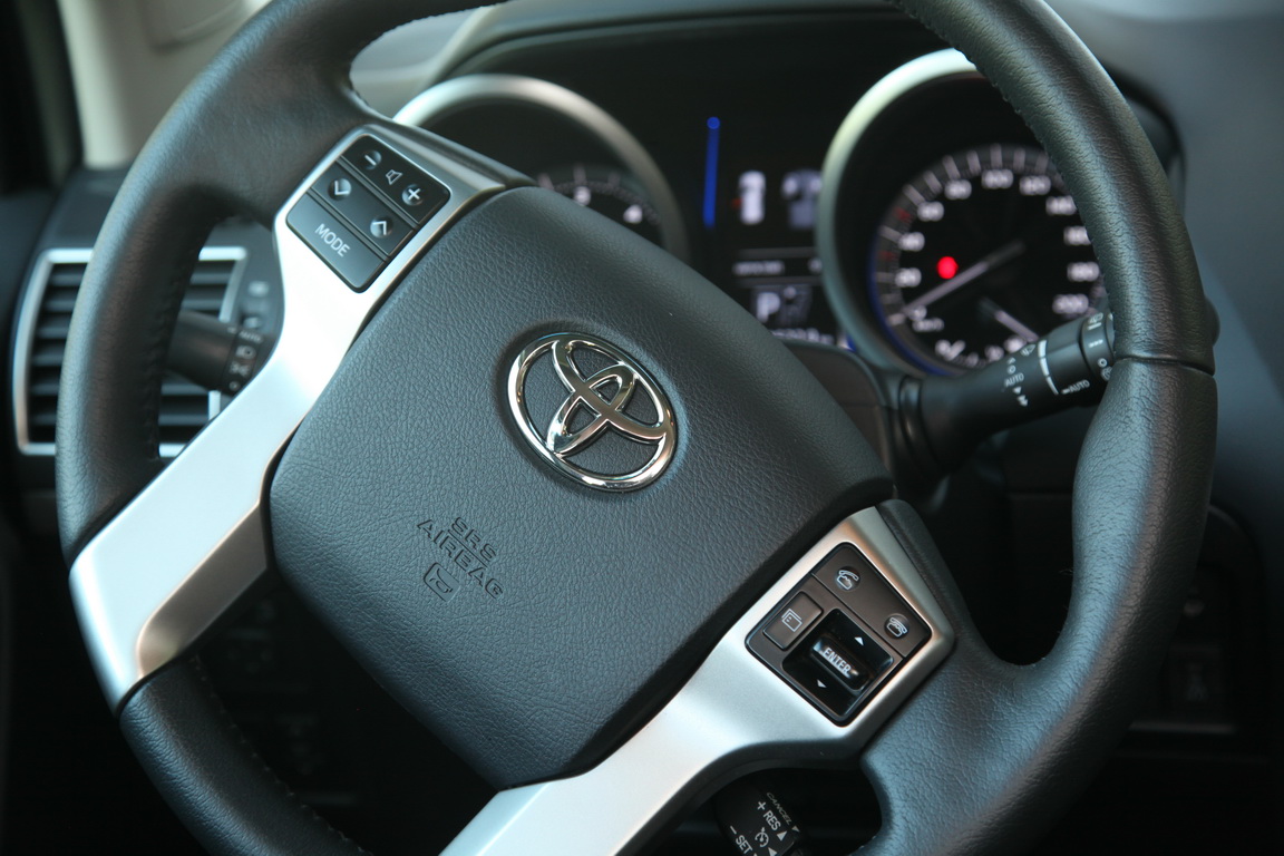 Toyota Land Cruiser Prado: Стильные штучки